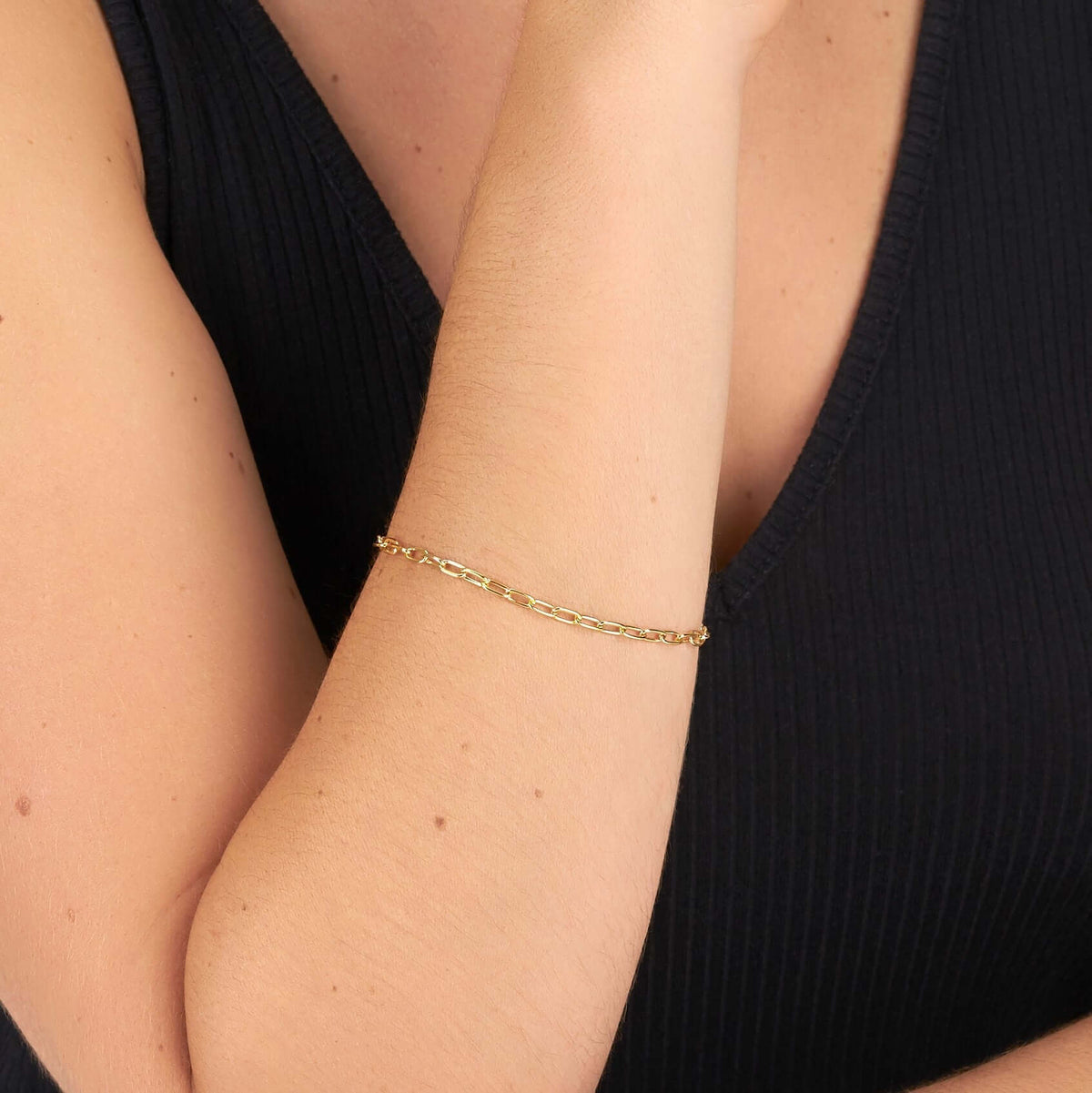 SINGLE STONE BOND BRACELET featuring Handcrafted long link 18K yellow gold bracelet. Bracelet measures 7.5". Please inquire for additional customization.