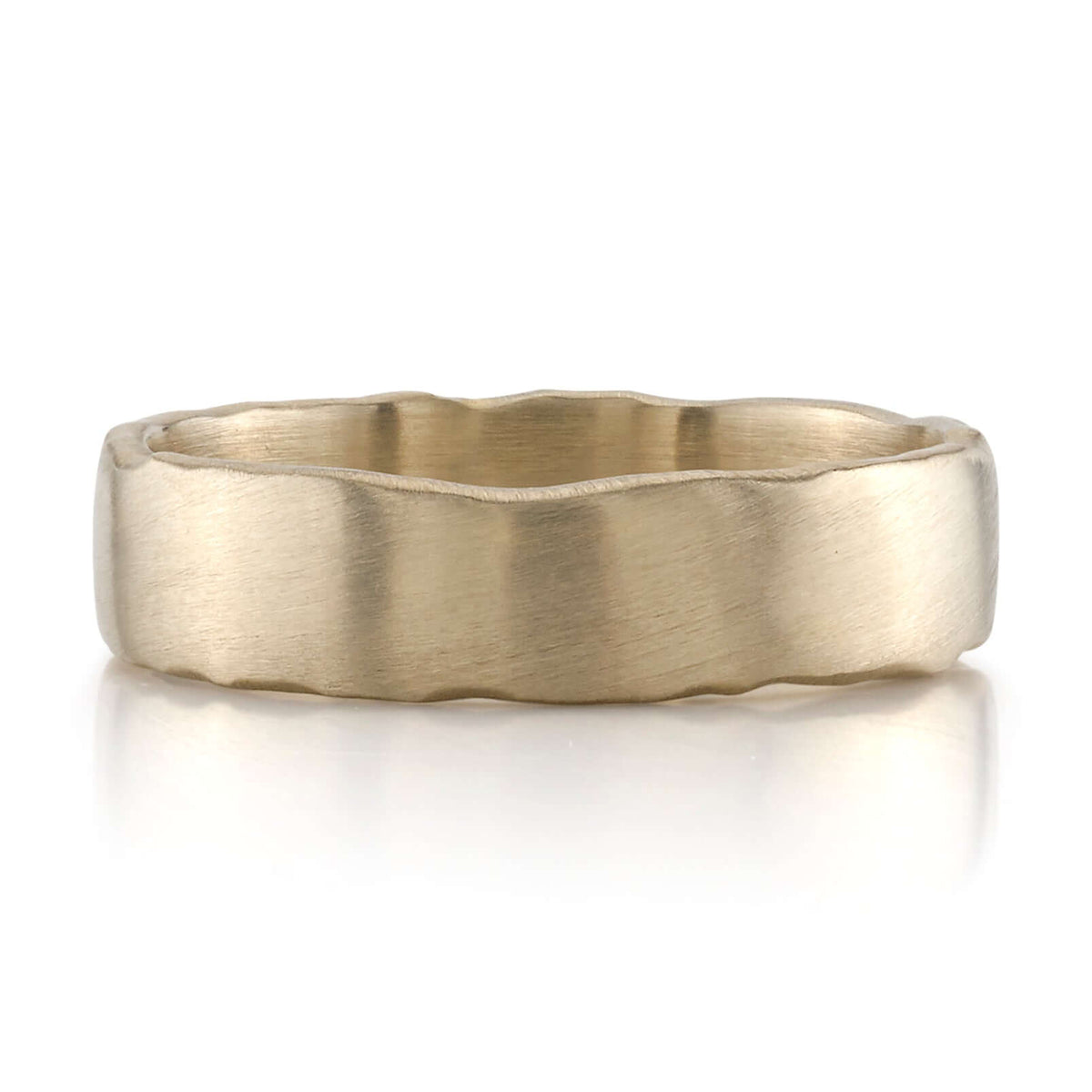 SINGLE STONE MAXWELL 5.5MM BAND | 5.5mm handcrafted Men's band. Bands available from 4mm to 8mm.