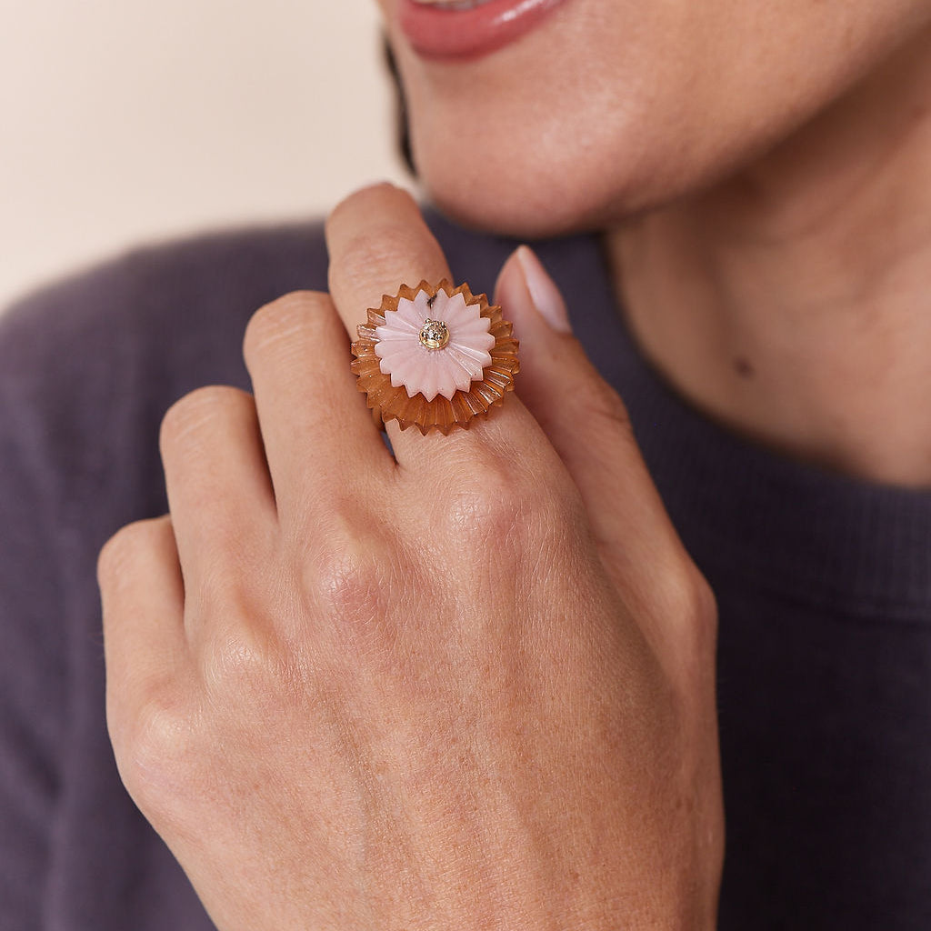 SUMMER SNOW MULTI-STONE RING, 9k yellow gold
Hessonite garnet and rhodonite
Champagne diamond center stone
Size 6.5
Made in London, RINGS, Alice Cicolini