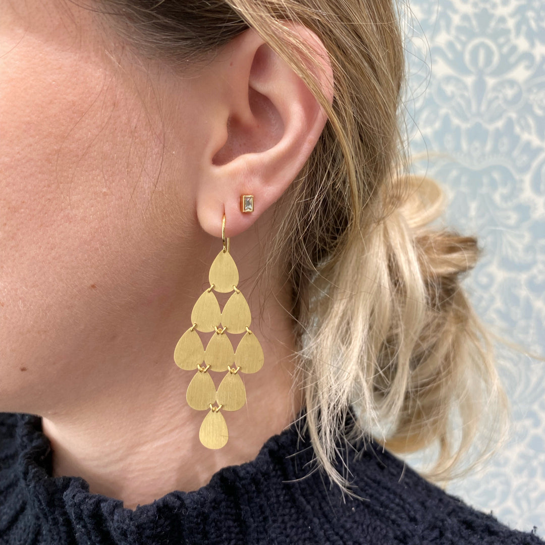 NINE DROP EARRINGS, 18k gold
Satin finish
Made in Los Angeles
, Earrings, Irene Neuwirth