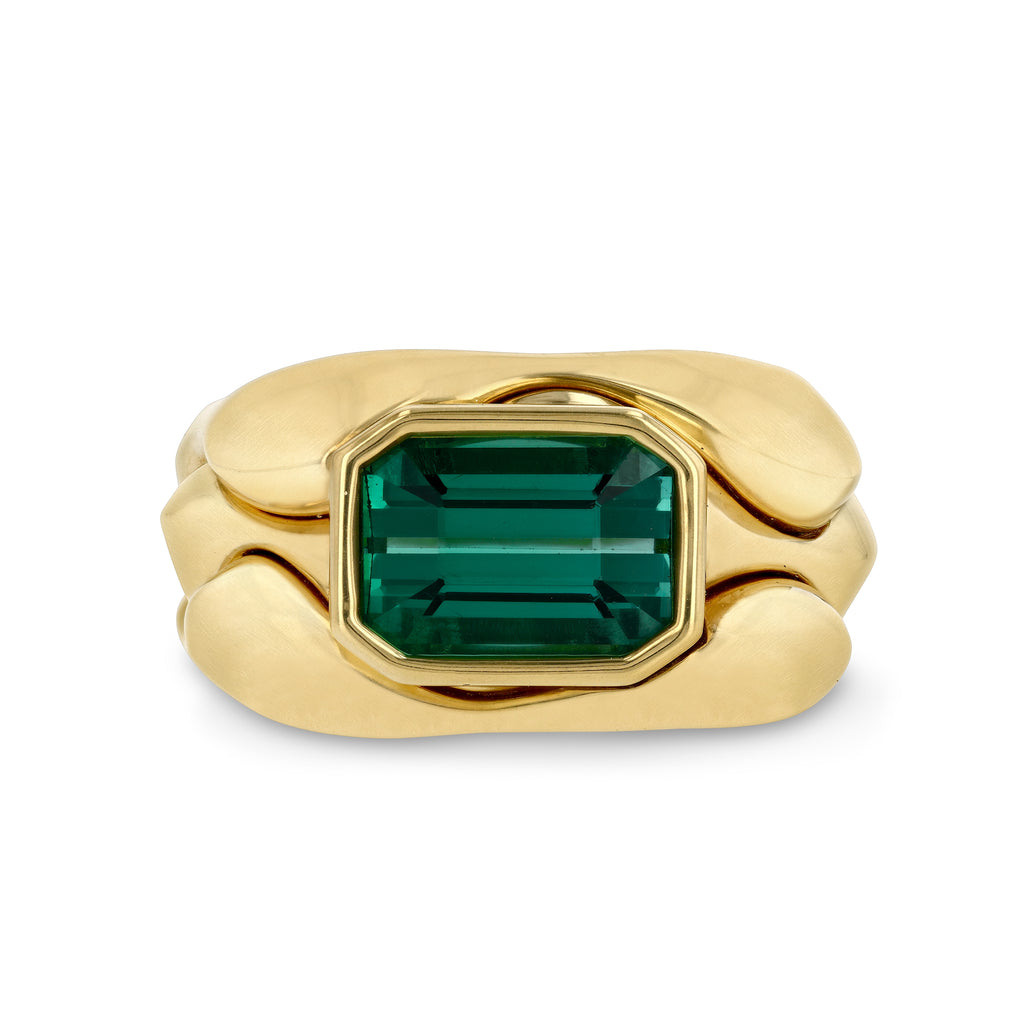GREEN TOURMALINE CAYRN RING, 3.77ct emerald cut green tourmaline 18k yellow gold Size 6.5 Made in Los Angeles, Band, VRAM