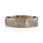 SINGLE STONE GRAHAM BAND | 6mm handcrafted 18K gold Men's band. Each band is customized with the client's fingerprints. The fingerprinting process is currently only available in our San Marino or LA stores, or at an event where a Single Stone representati