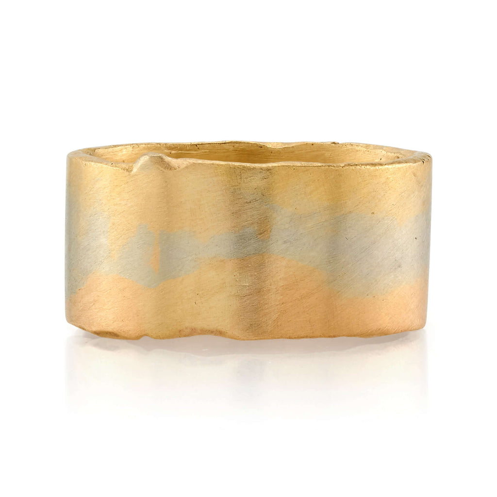 SINGLE STONE MAXWELL TRI TONE BAND | Handcrafted tri-tone 18K gold Men's band. Band is available from 7.5mm-11.5mm. Band shown measures 11mm.