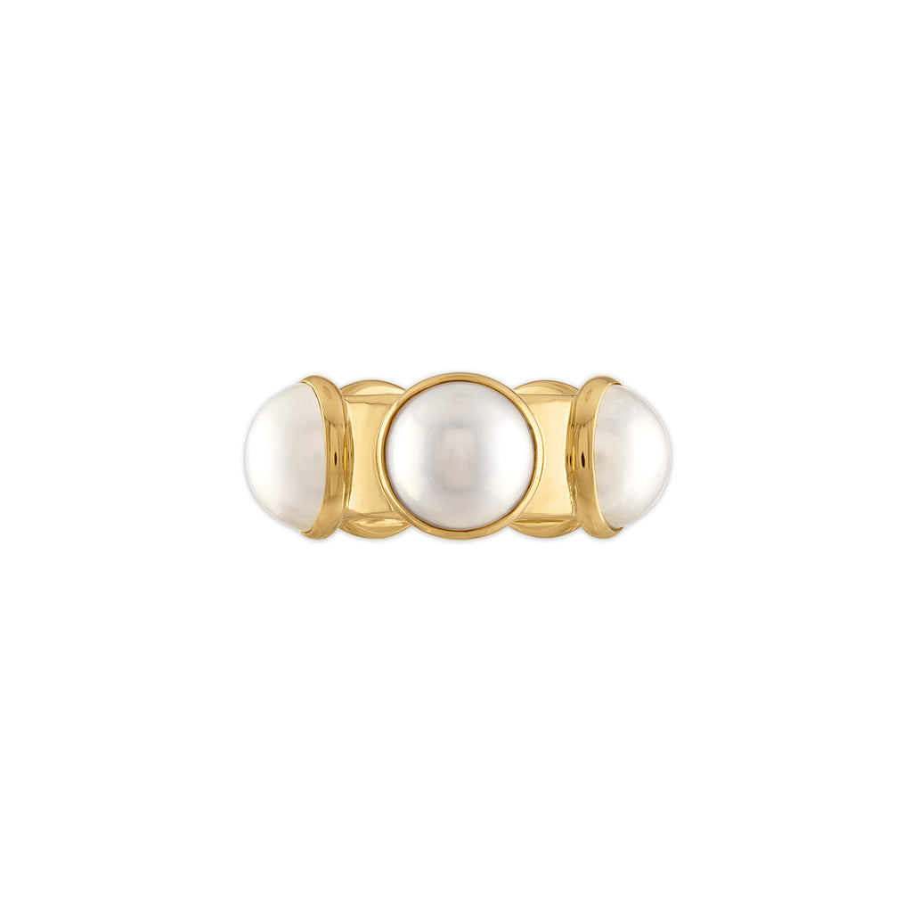 LARGE VIC RING - PEARL, 18k yellow gold 
Pearl, Ring, Jade Ruzzo