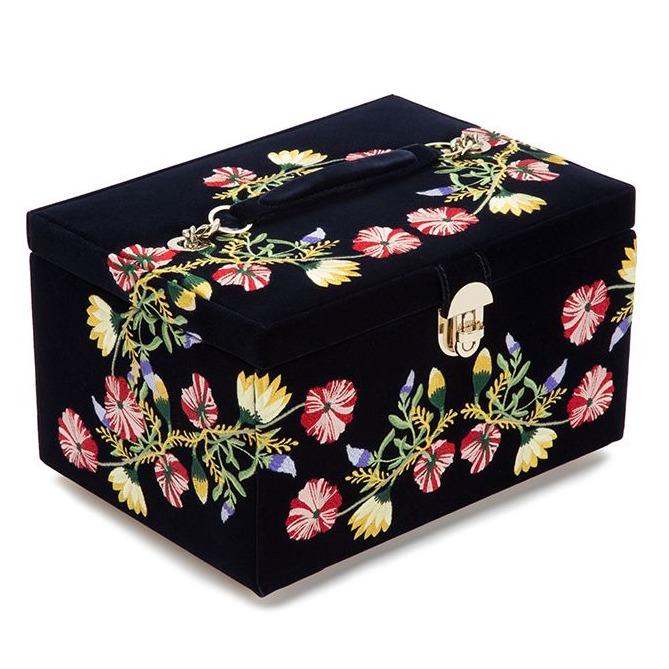 LARGE ZOE JEWELRY CASE, Forest green velvet 
20 compartments: 18 ring rolls, 12 necklace storage, 5 bracelet compartments, 6 bracelet/watch cuffs, and removable mini travel piece 
LusterLoc™:, Jewelry Case, Wolf